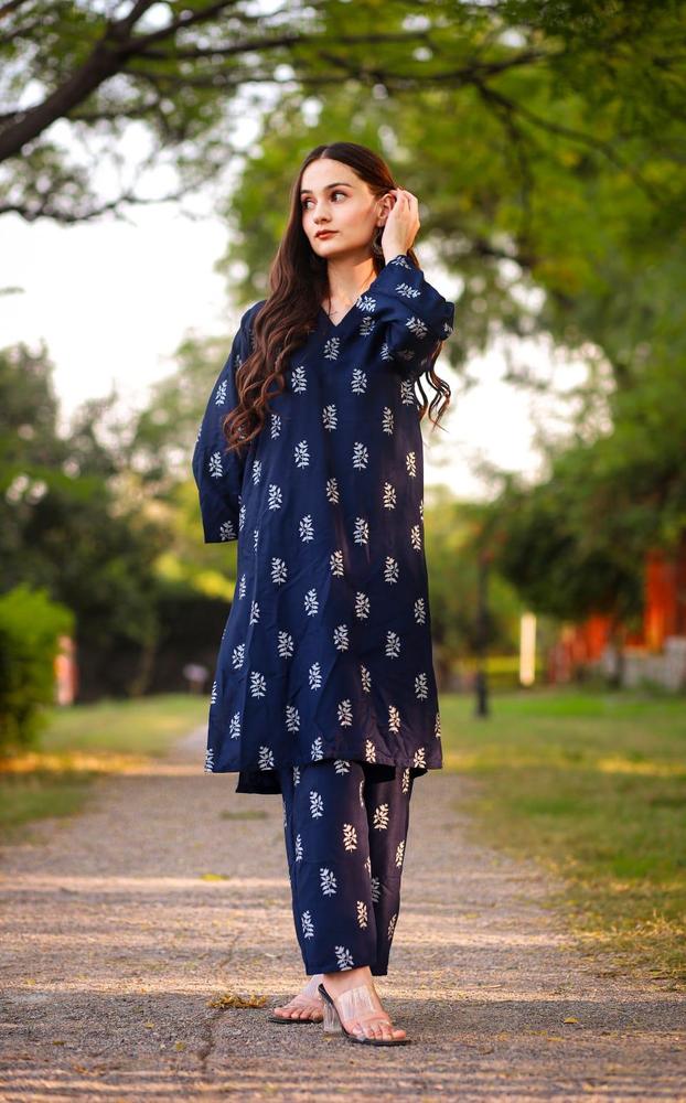Black Linen Block Printed 2-Piece Suit – Navy Blue color