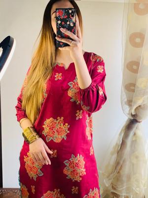 2 Pcs Women's Stitched Linen Printed Shirt And Trouser - Red color