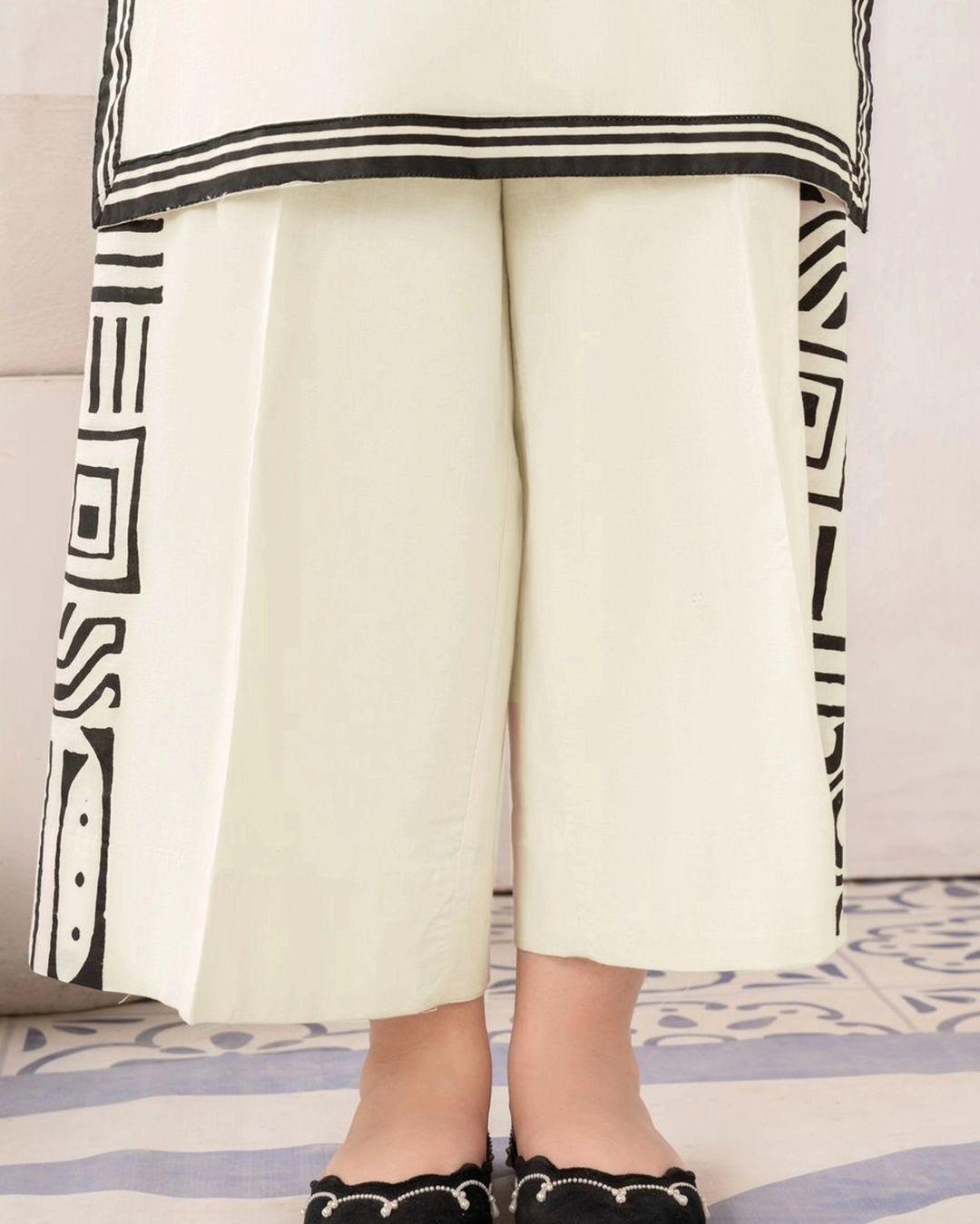 Elegant White Linen 2-Piece Suit with Bag for Women | Stitched Embroidered Shirt & Trouser Set with Bag